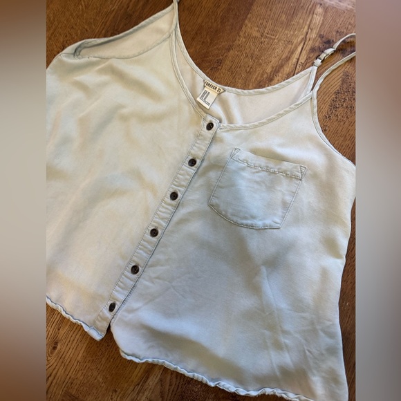 Faded denim crop top - Picture 5 of 6